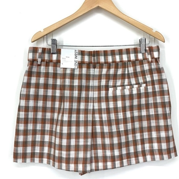 Nine West High Rise Lightweight Gingham Plaid
Preppy Shorts New Nwt Size medium - Picture 2 of 11